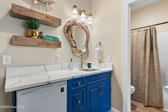 2555 St James Drive SE 502, Oak Island, NC 28461