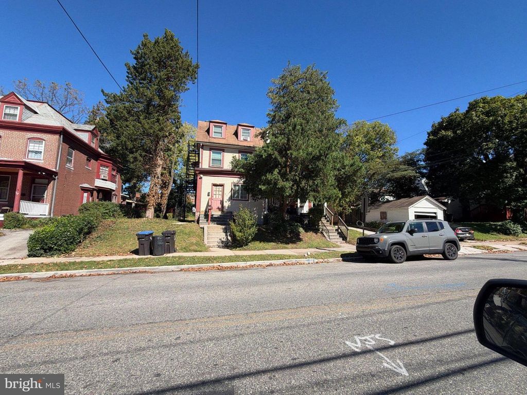 315 W FORNANCE ST, NORRISTOWN, PA 19401 — photo 3