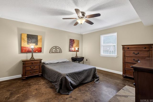 2 Beresford Court, North Little Rock, AR 72116