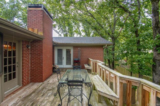 2 Beresford Court, North Little Rock, AR 72116