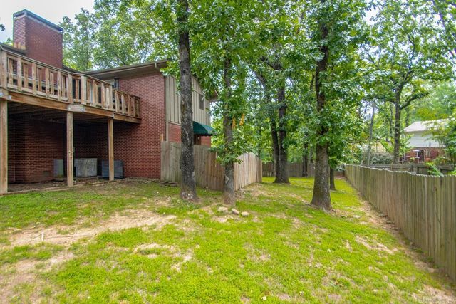 2 Beresford Court, North Little Rock, AR 72116