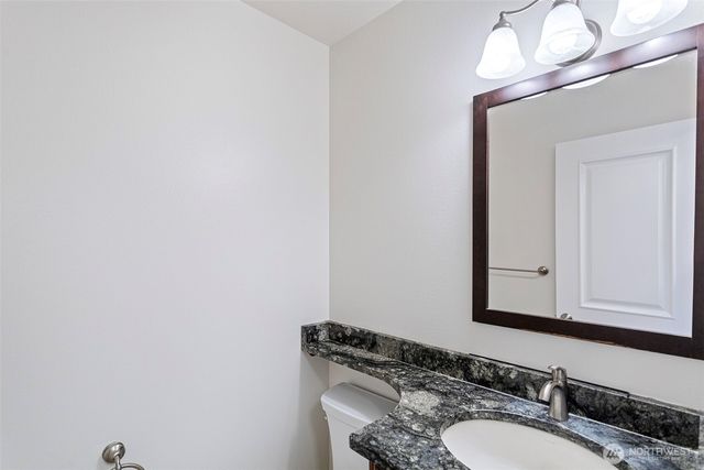 1932 S 370th Court, Federal Way, WA 98003