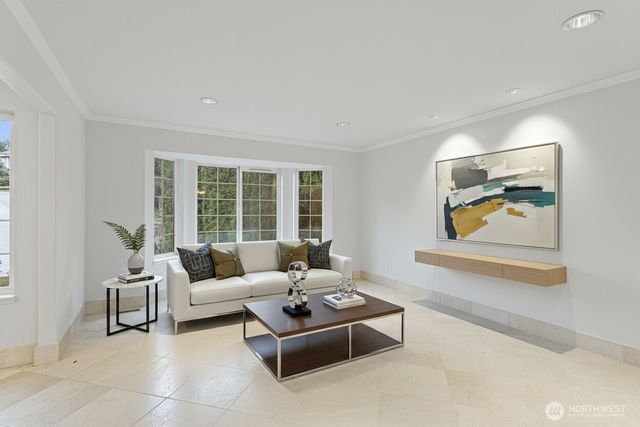 1932 S 370th Court, Federal Way, WA 98003