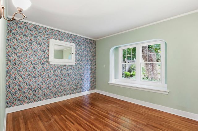 1216 E 19th Ave, Spokane, WA 99203