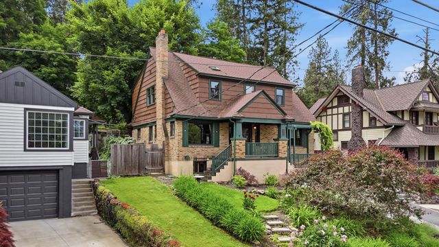 1216 E 19th Ave, Spokane, WA 99203
