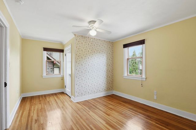 1216 E 19th Ave, Spokane, WA 99203