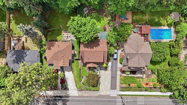 1216 E 19th Ave, Spokane, WA 99203