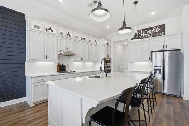 1716 Storey Lane, Waxahachie, TX 75165