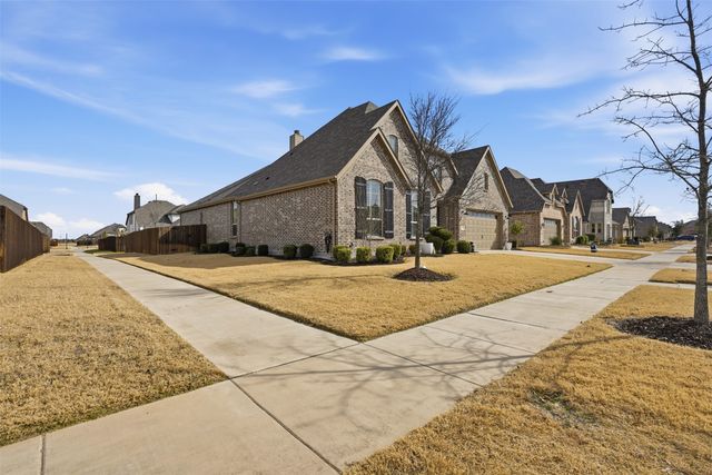 1716 Storey Lane, Waxahachie, TX 75165