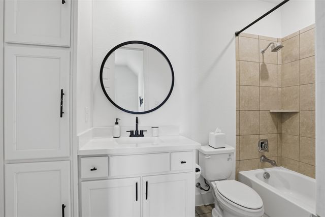 1716 Storey Lane, Waxahachie, TX 75165