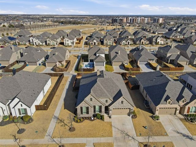 1716 Storey Lane, Waxahachie, TX 75165