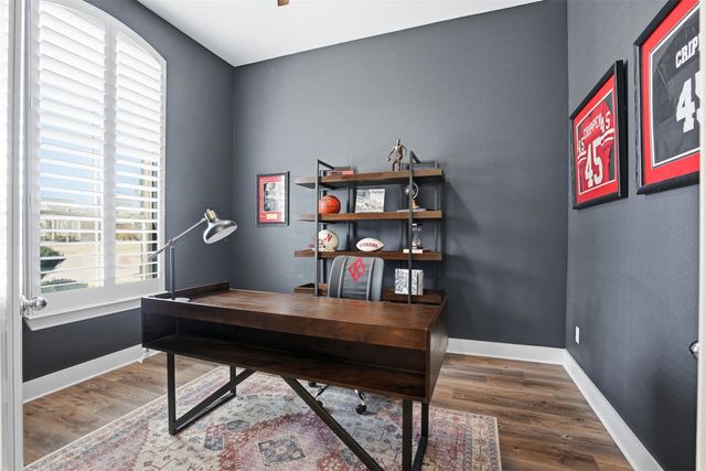 1716 Storey Lane, Waxahachie, TX 75165