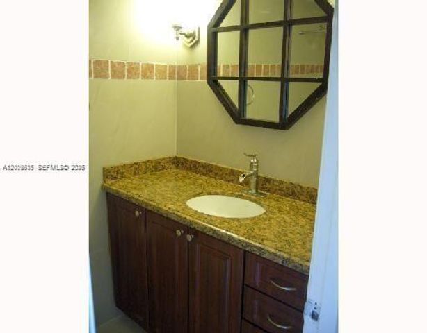 1865 79th St Cswy 6L, North Bay Village, FL 33141