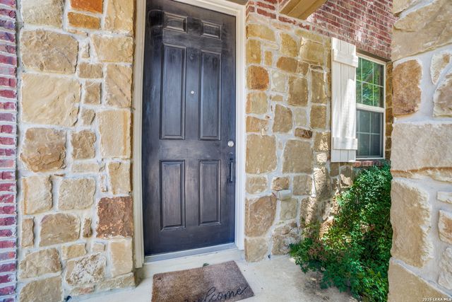 6431 LIONHEART PARK, San Antonio, TX 78240