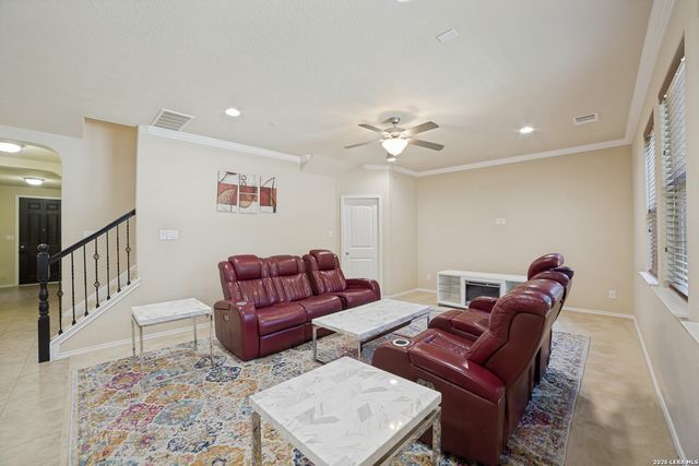 6431 LIONHEART PARK, San Antonio, TX 78240