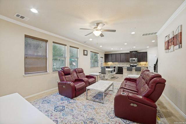 6431 LIONHEART PARK, San Antonio, TX 78240