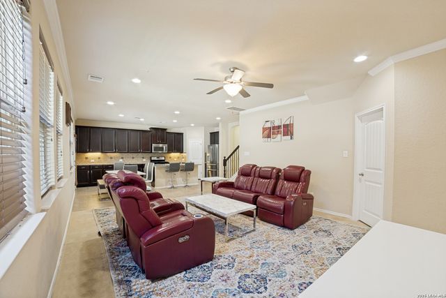 6431 LIONHEART PARK, San Antonio, TX 78240