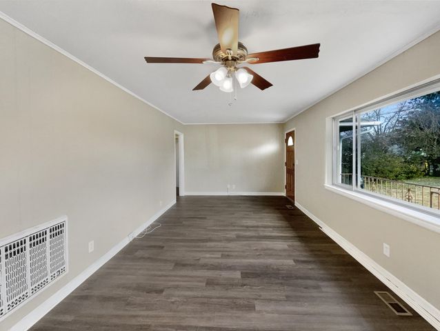 4 Shelby Street, Fort Oglethorpe, GA 30742