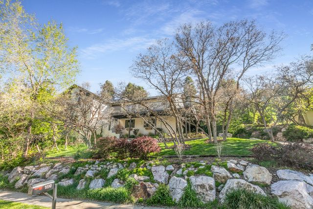 1690 SHOSHONE DR, Ogden, UT 84403