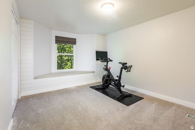 1690 SHOSHONE DR, Ogden, UT 84403