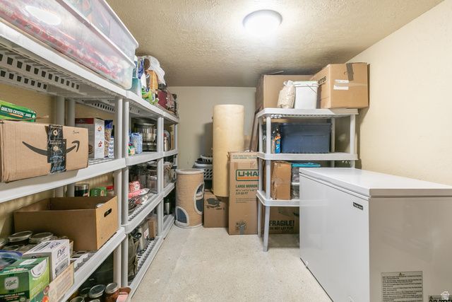 1690 SHOSHONE DR, Ogden, UT 84403