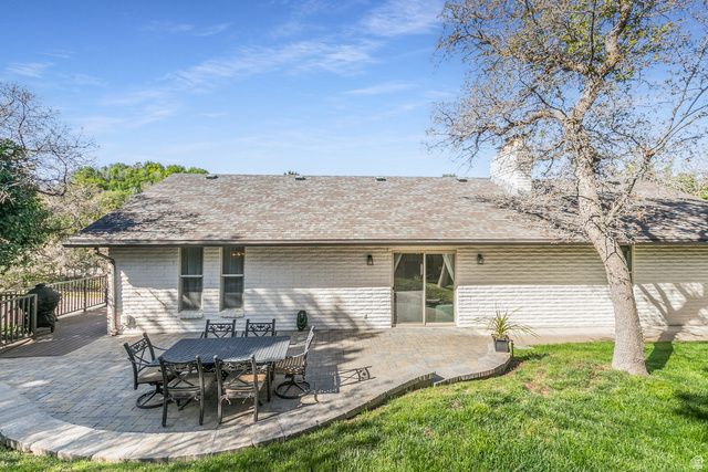 1690 SHOSHONE DR, Ogden, UT 84403