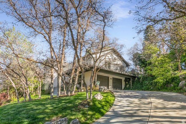 1690 SHOSHONE DR, Ogden, UT 84403