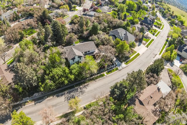 1690 SHOSHONE DR, Ogden, UT 84403