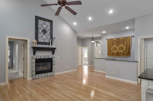 345 E Lafayette Street, Springfield, MO 65810