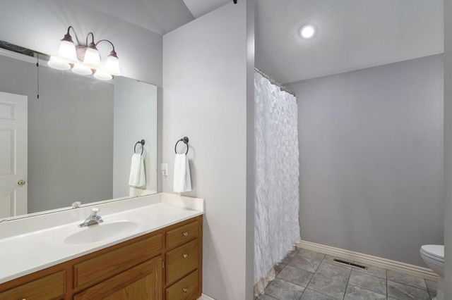 345 E Lafayette Street, Springfield, MO 65810