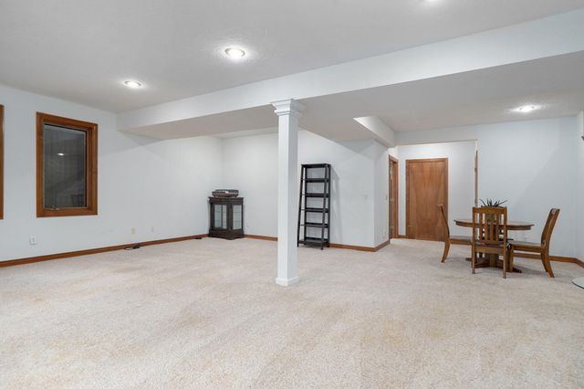 345 E Lafayette Street, Springfield, MO 65810