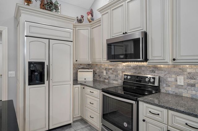 345 E Lafayette Street, Springfield, MO 65810
