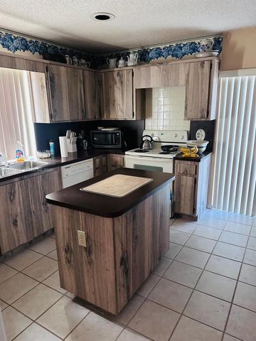 14634 SW 59th Ter, Miami, FL 33183