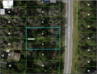9425 LAKE DRIVE, New Port Richey, FL 34654