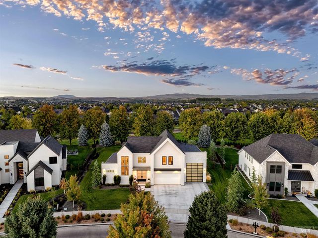 5424 W Founders Drive, Eagle, ID 83616