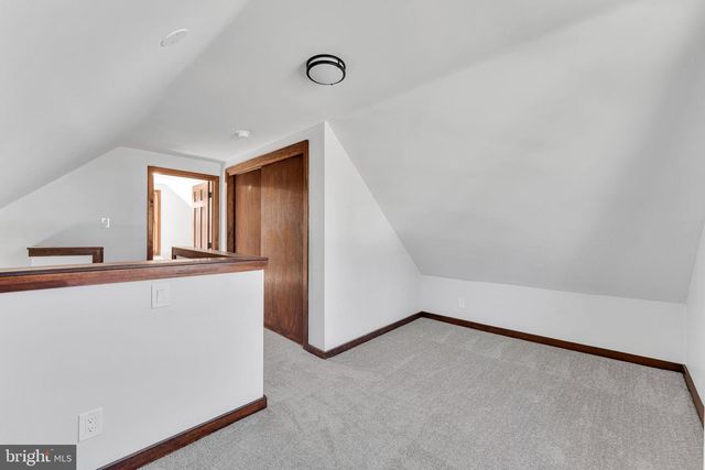 10 COLES AVE, Cherry Hill, NJ 08002