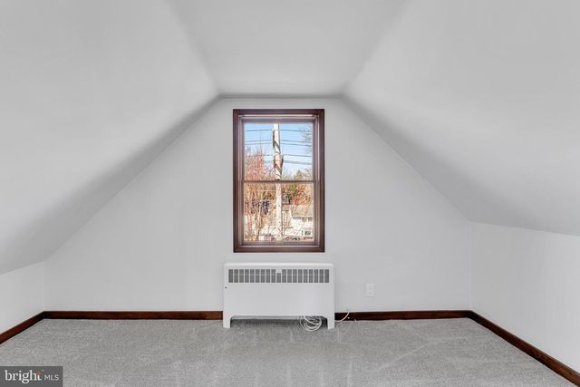 10 COLES AVE, Cherry Hill, NJ 08002