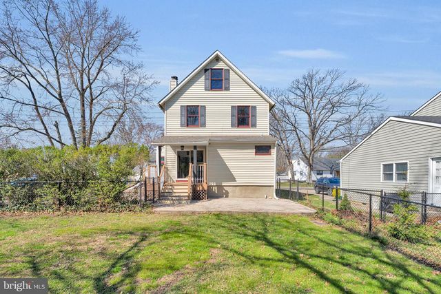 10 COLES AVE, Cherry Hill, NJ 08002