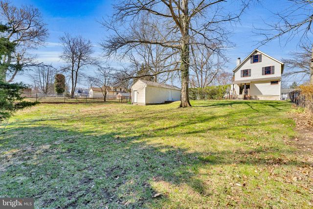 10 COLES AVE, Cherry Hill, NJ 08002