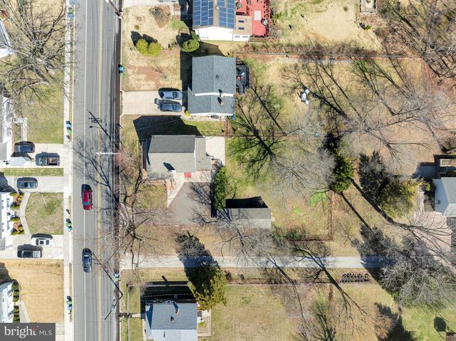 10 COLES AVE, Cherry Hill, NJ 08002