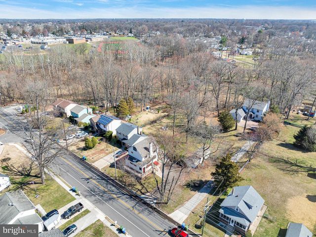 10 COLES AVE, Cherry Hill, NJ 08002