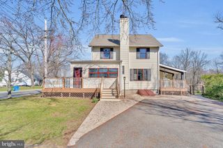 10 COLES AVE, Cherry Hill, NJ 08002