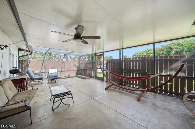 5625 Foxlake DR, North Fort Myers, FL 33917