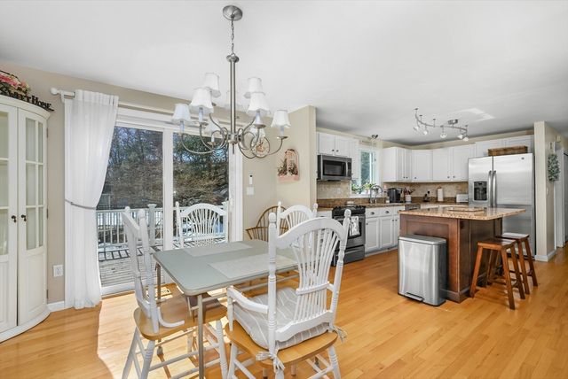 29 Appaloosa Way, Barnstable, MA 02648