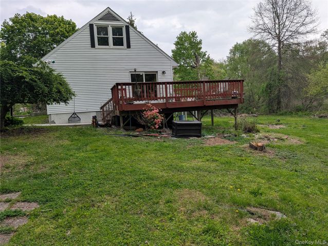 67 Pine Ridge Drive, Hopewell Junction, NY 12533