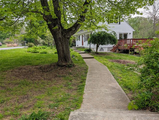 67 Pine Ridge Drive, Hopewell Junction, NY 12533