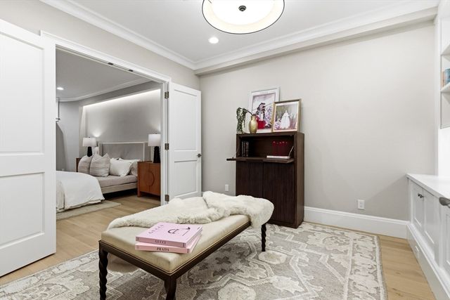 131 Saint Botolph St 1, Boston, MA 02115