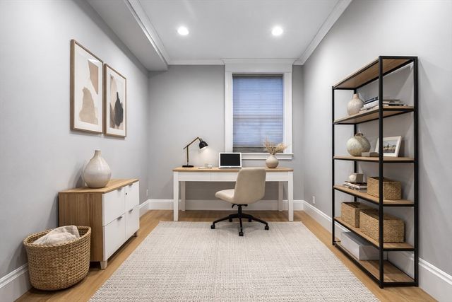 131 Saint Botolph St 1, Boston, MA 02115