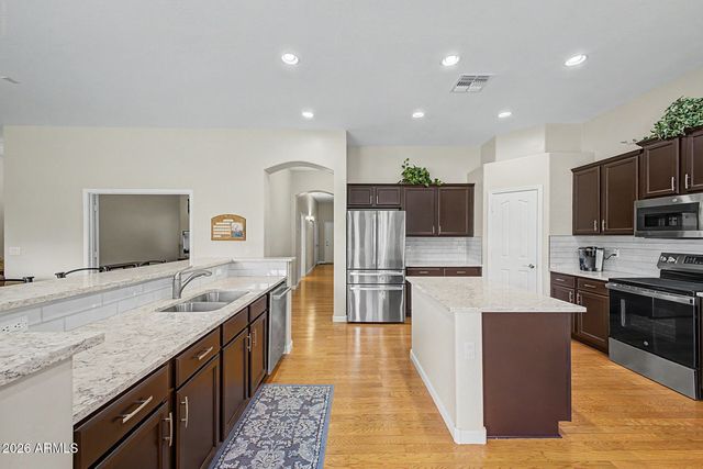 4061 E DEL RIO Street, Gilbert, AZ 85295
