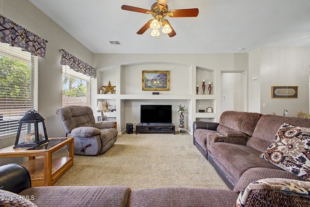 4061 E DEL RIO Street, Gilbert, AZ 85295